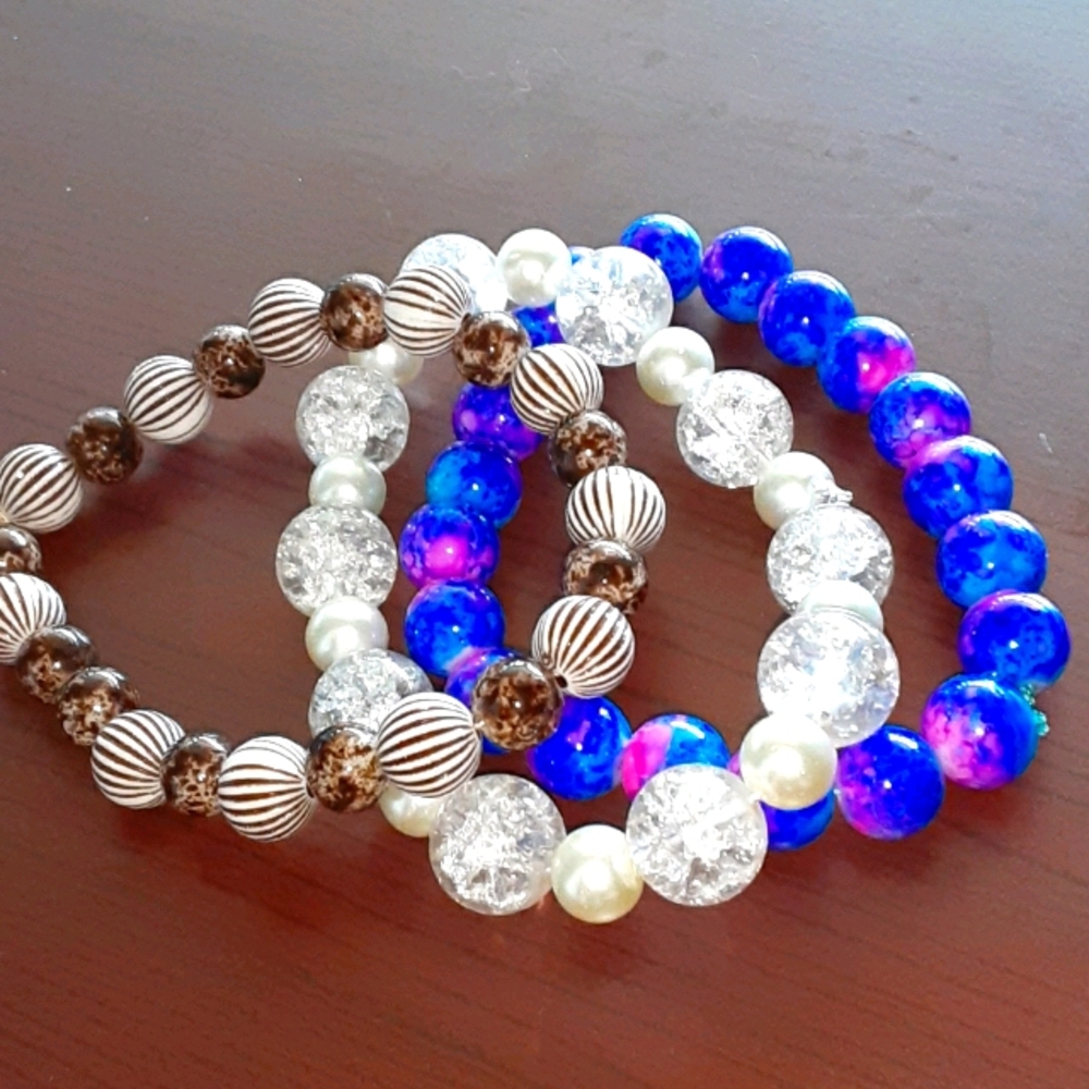 Set of 3 bracelets